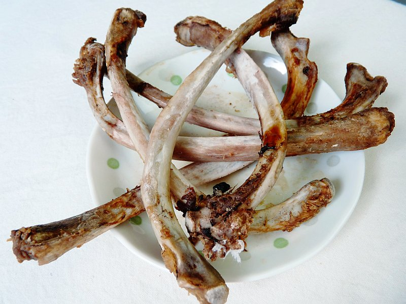 Illustration for article titled Microwaveable Caveman Meat Snacks From Japan